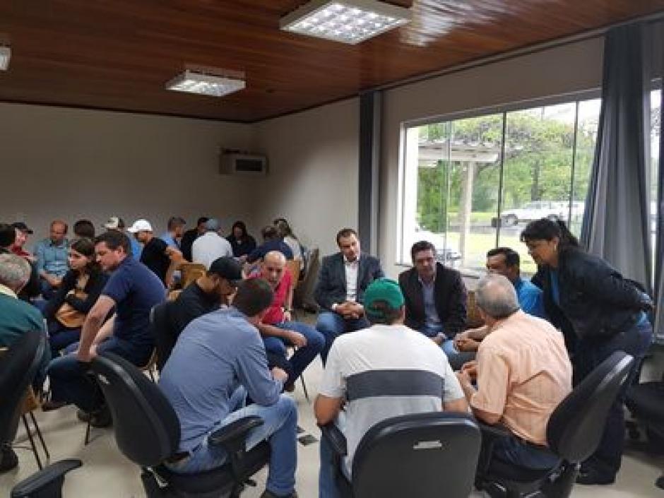 Diretor de Divisão de Planejamento e Projetos participa de reunião da Câmara Temática de Educação Ambiental